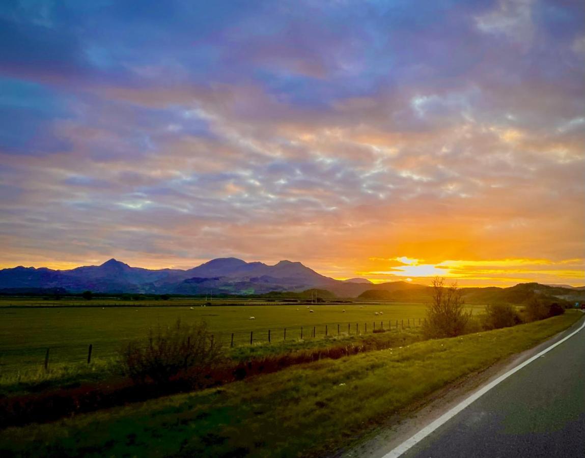 Snowdonia Holidays Caravan Hire - Aberdunant Park - 34 The Green Prenteg Bagian luar foto